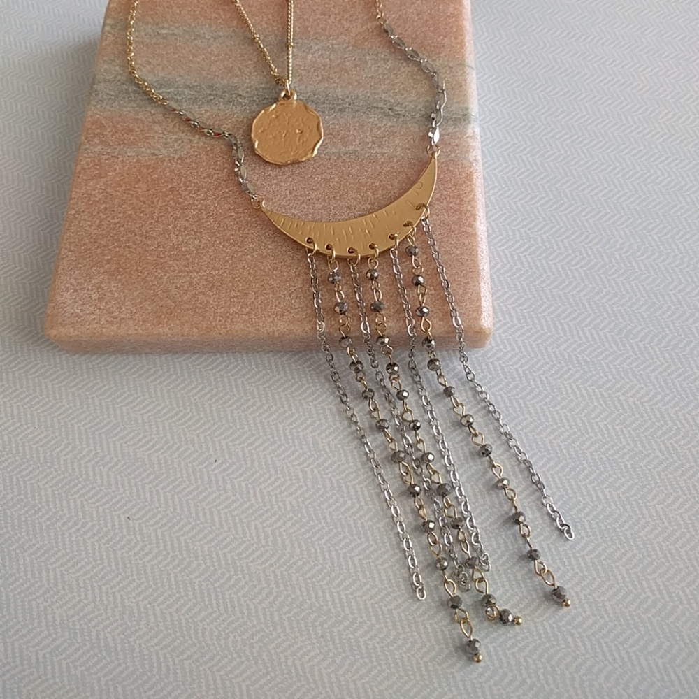 New✨coin & crescent layer sparkle fringe necklace